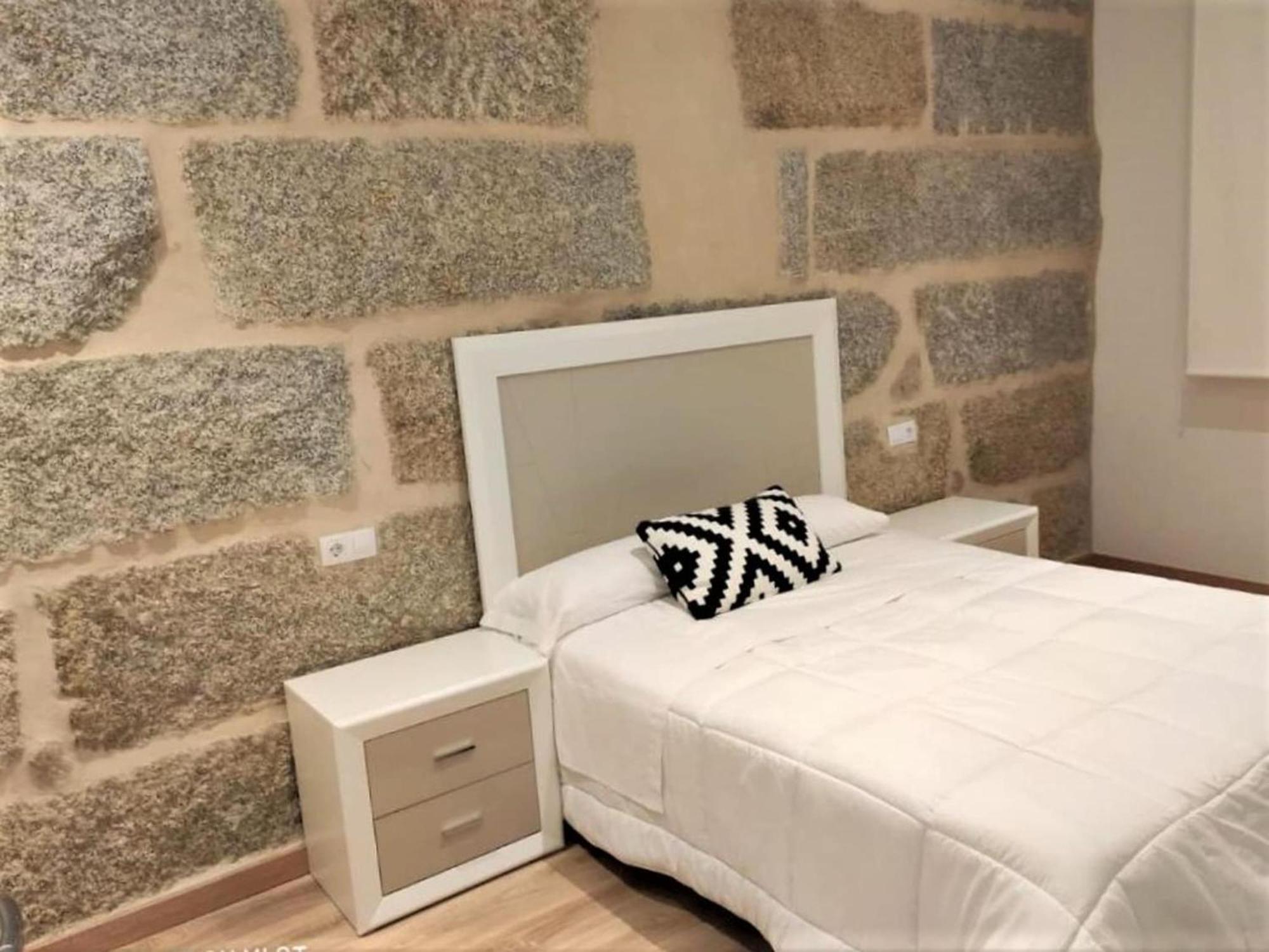 Charming Apartment In Ourense Overlooking The City Eksteriør billede